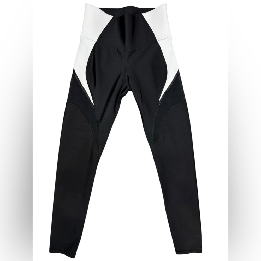 MICHI Black and White Leggings‎